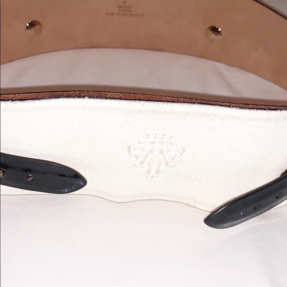 GUCCI White Suede & Black Patent Belt